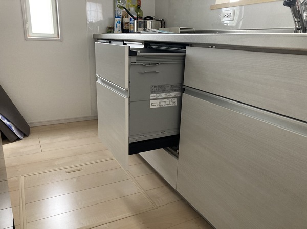 新！パナソニックKシリーズ食洗機を取り付ける　LIXILキッチン施工完成